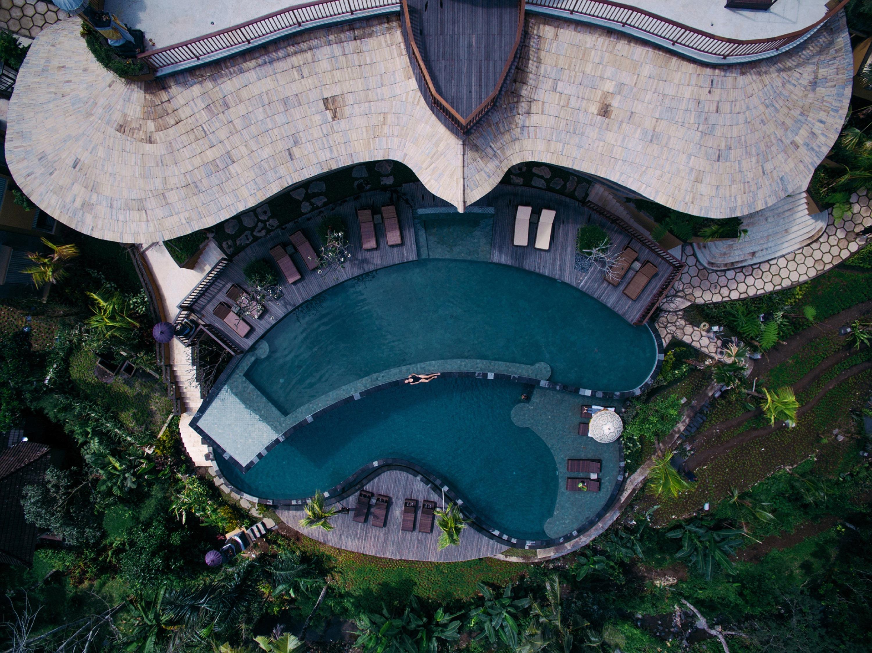 Отель Wapa Di Ume Sidemen Сидемен Экстерьер фото Aerial view of the resort