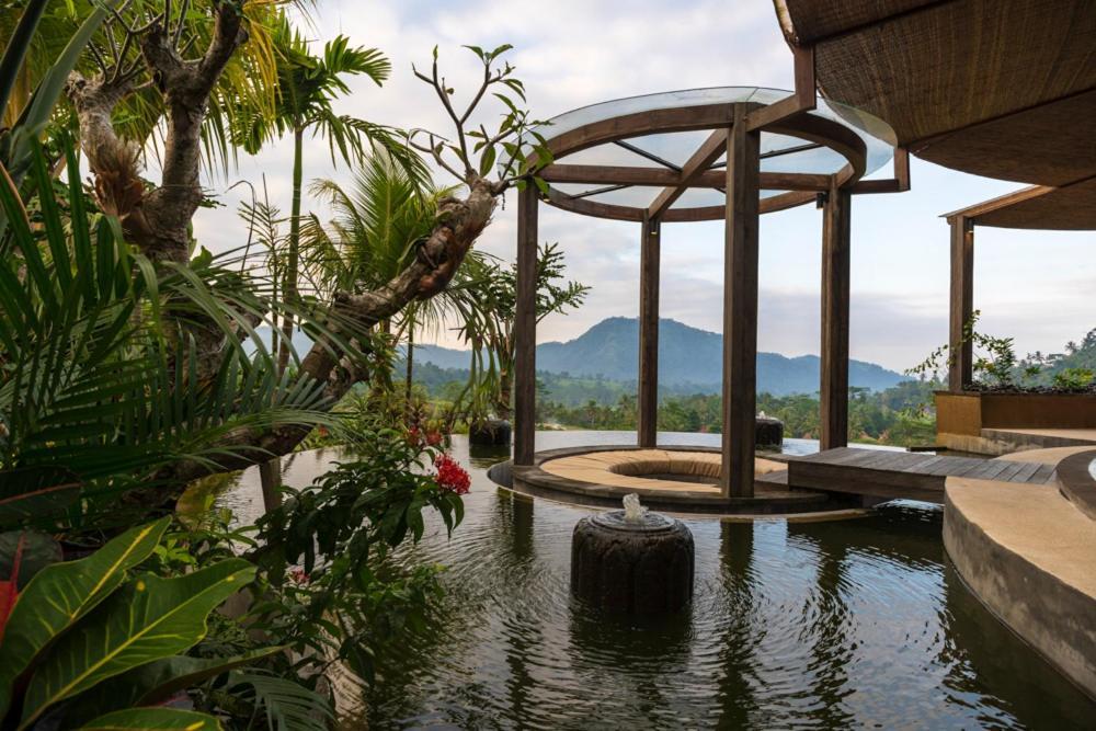 Отель Wapa Di Ume Sidemen Сидемен Экстерьер фото The resort's spa