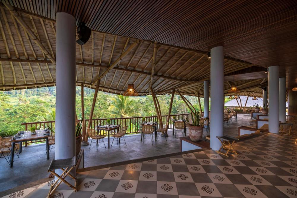 Отель Wapa Di Ume Sidemen Сидемен Экстерьер фото The restaurant at the resort