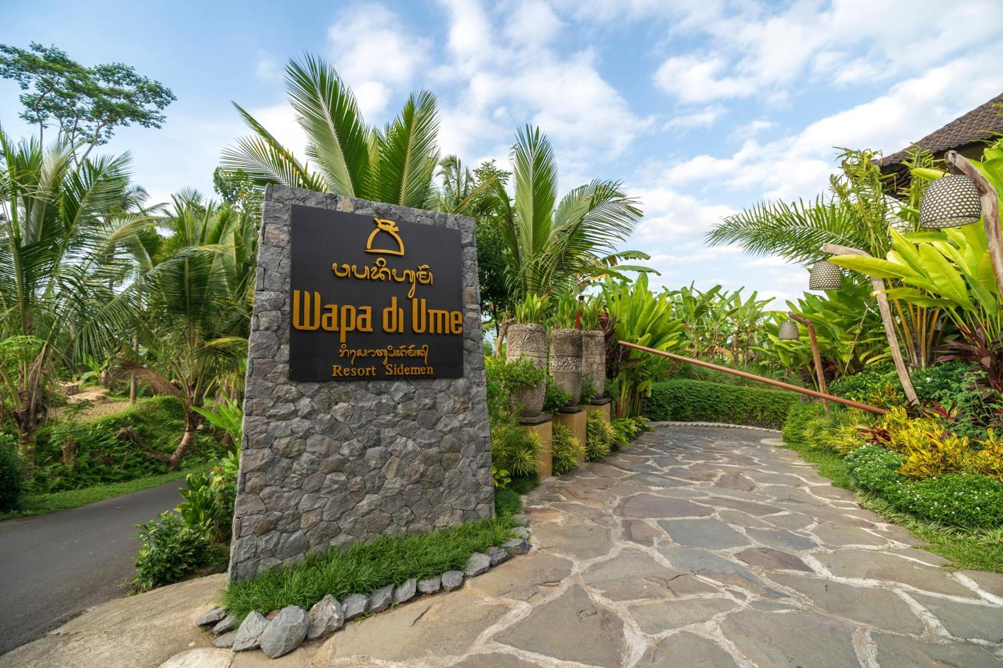 Отель Wapa Di Ume Sidemen Сидемен Экстерьер фото Entrance to the resort