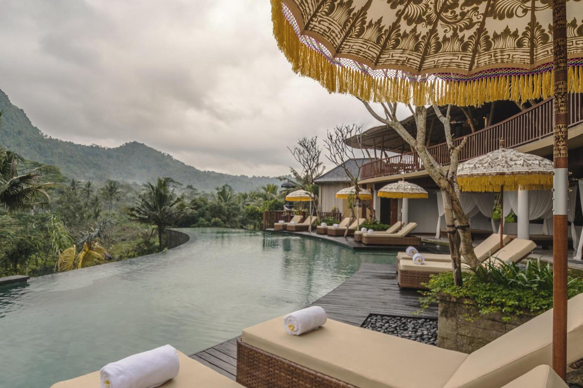 Отель Wapa Di Ume Sidemen Сидемен Экстерьер фото The resort's pool